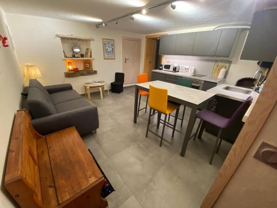 Taninges Dans Hameau, Pres Des Pistes Logement De Plein Pied Au Calme מראה חיצוני תמונה