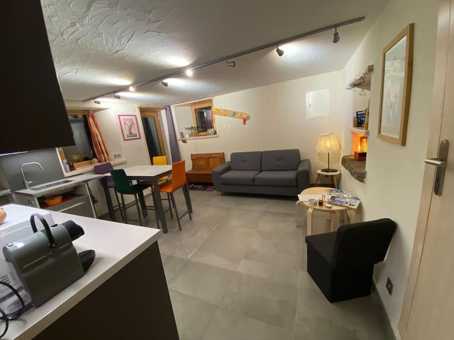 Taninges Dans Hameau, Pres Des Pistes Logement De Plein Pied Au Calme מראה חיצוני תמונה
